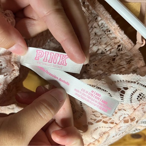 Pink bralette - Picture 2 of 2